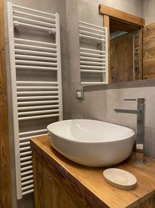Incantevole Appartamento Stile Chalet Breuil Cervinia 외부 사진
